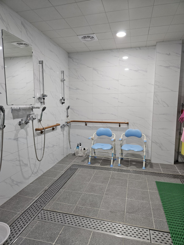 2ad17f5bc192da1a4f3c6de02b2a6fef_1715579